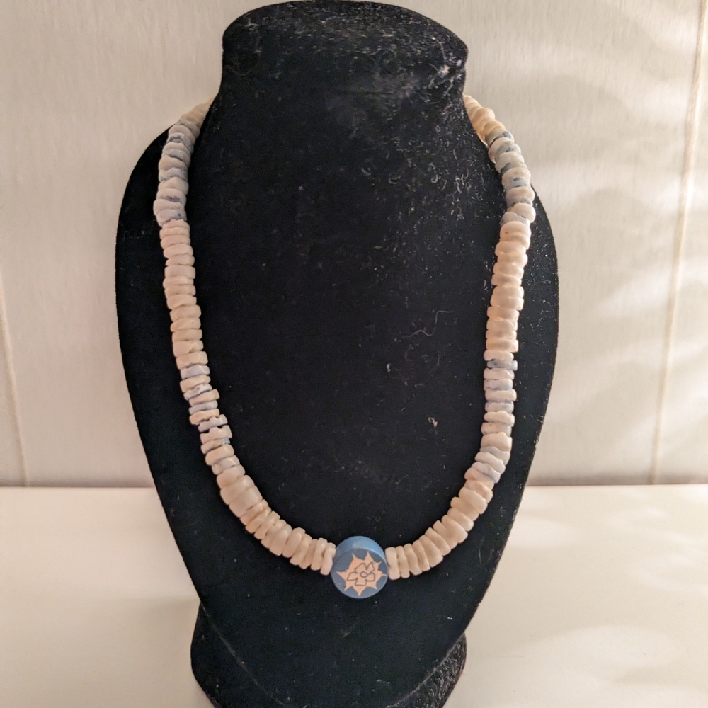 Strand Cream Like Shell Bead Necklace